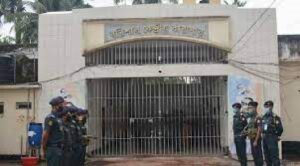 কয়েদী ওভারশিয়ার 